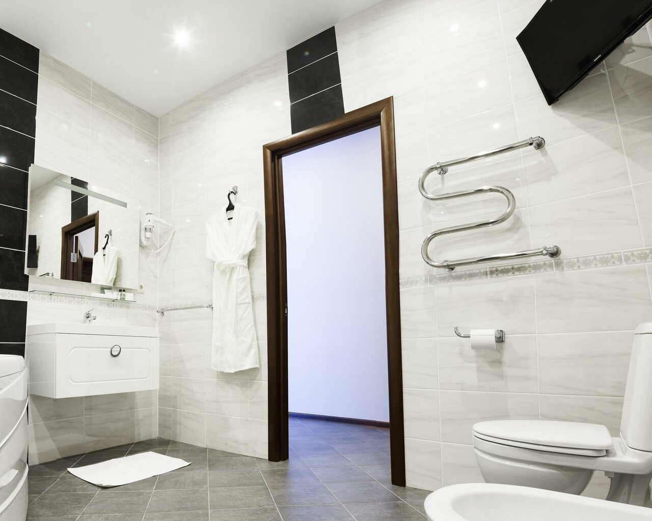 Гостиница Avant Пермь-92