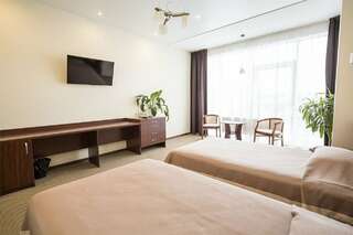 Гостиница Avant Пермь Двуместный Стандарт с двумя раздельными кроватями (30м2)-3