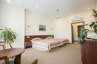 Гостиница Avant Пермь Двуместный Стандарт с двумя раздельными кроватями (30м2)-4